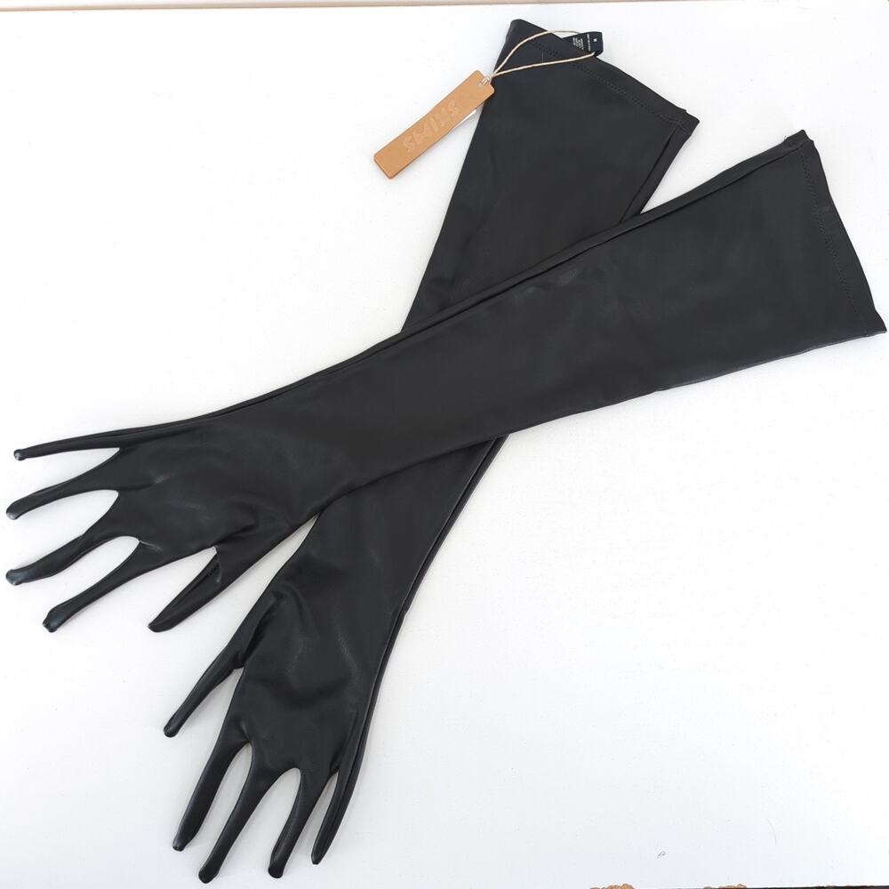 SKIMS Women M 2023 Faux Leather Gloves Onyx Black NEW FLAW HTF